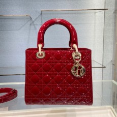 디올 LADY DIOR 미디엄백 M0565OWCB