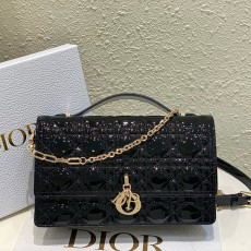 디올 Miss Dior 탑 핸들 백 M0997OWCB